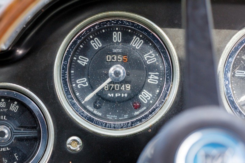 RM Auctions Monterey 2014 Preview - 1961 Aston-Martin DB4 Lost by Castrol Ltd, Found By You 11