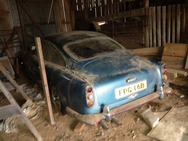RM Auctions Monterey 2014 Preview - 1961 Aston-Martin DB4 Lost by Castrol Ltd, Found By You 26