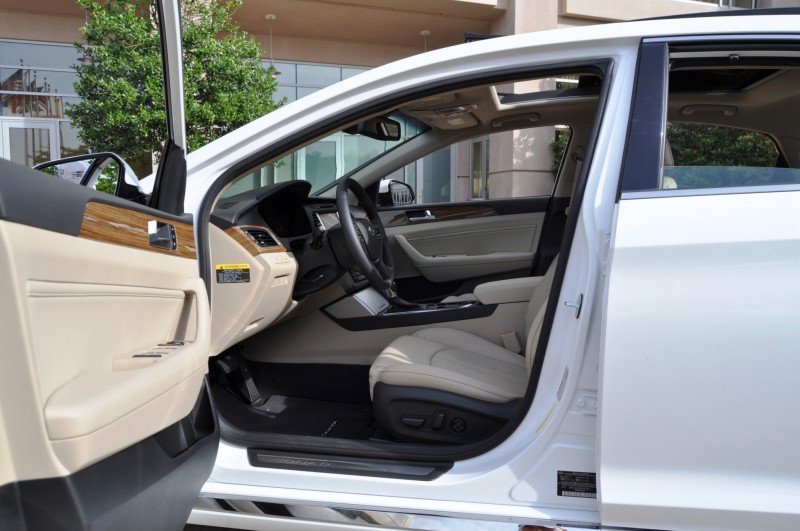 Road Test Review - 2015 Hyundai Sonata - INTERIOR Focus - 2.4L Limited 23