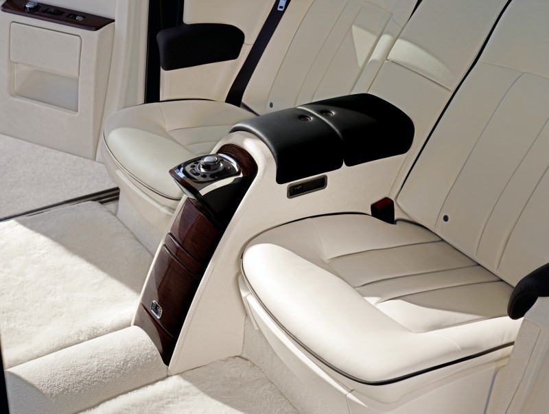 Rolls Royce Phantom II 6