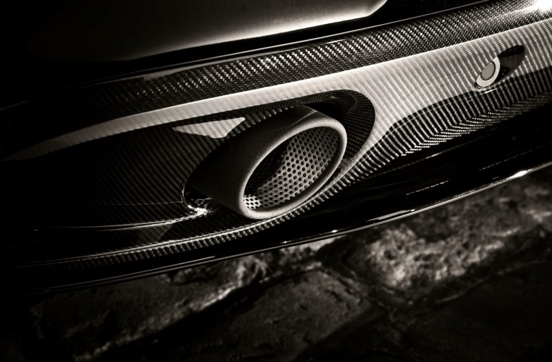 Vanquish_Carbon_11