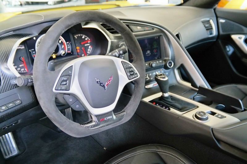 yellow-2015-corvette-z06-coupe-spotted-at-new-york-event-photo-gallery_16