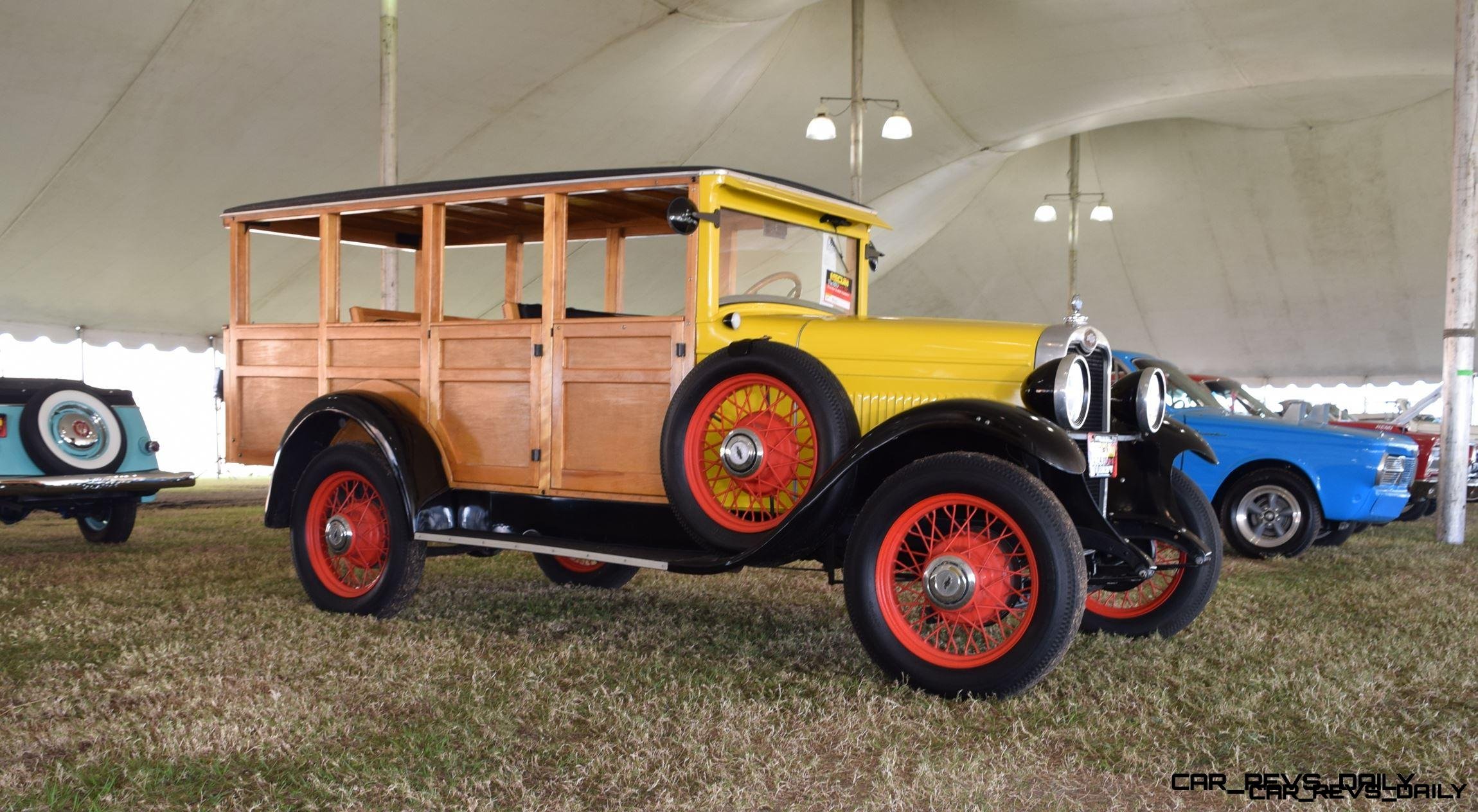1928 Chevrolet 3-Speed Woody Wagon 17