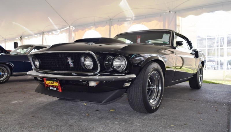 1969 Ford Mustang BOSS 429 in Raven Black 27
