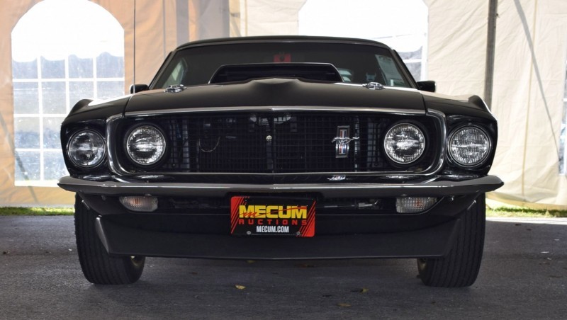 1969 Ford Mustang BOSS 429 in Raven Black 7