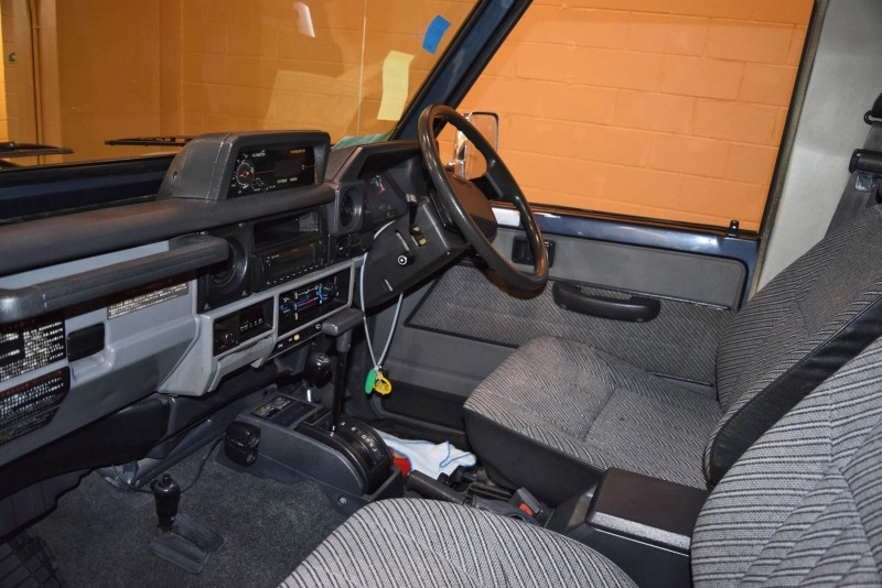 1987 Toyota BJ-74 Land Cruiser RHD TURBO Automatic with White FRP TOP 19