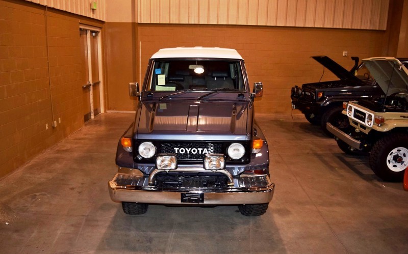 1987 Toyota BJ-74 Land Cruiser RHD TURBO Automatic with White FRP TOP 7
