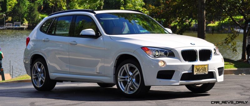 BMW X1 sDrive28i M Sport - Alpine White in 60 High-Res Photos36