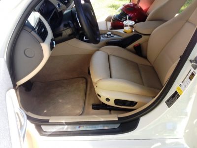 BMW X1 sDrive28i M Sport - Alpine White in 60 High-Res Photos48