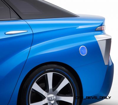 2013_Tokyo_Motor_Show_Toyota_Fuel_Cell_Vehicle_Concept_012