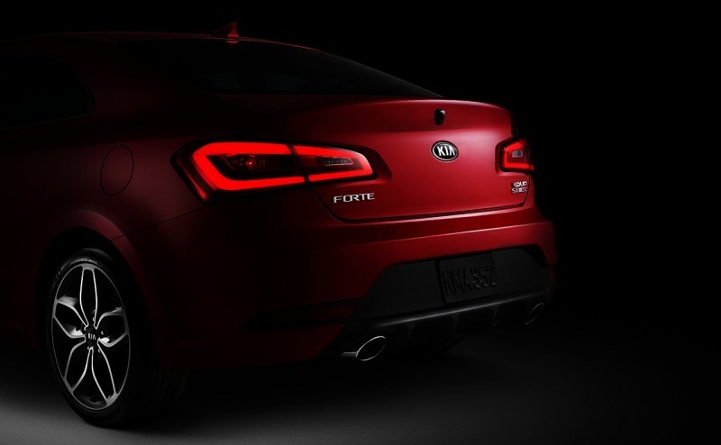 2014-Kia-Forte-Koup-Adds-First-Turbo-Option-to-Slinky-2-Door-Shape-24-800x4941