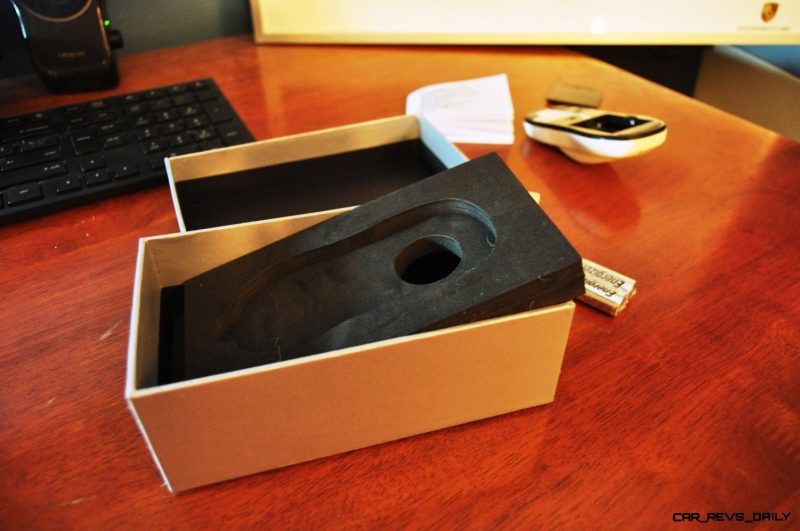 CarRevsDaily - Porsche Design Computer Mouse - Gadget Review 37