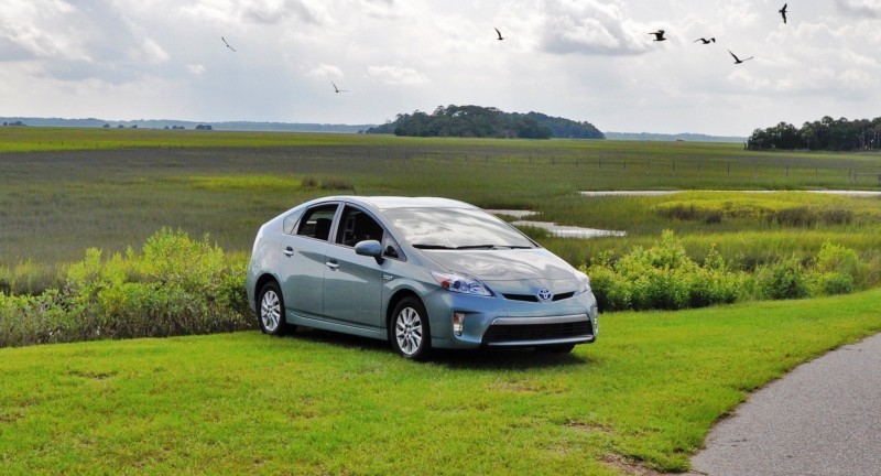 2014 Toyota Prius Plug-in Hybrid 26