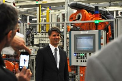 BMW X3 and X4 Factory Tour in 111 High-Res Photos -- Cool, Calm, and Quiet = Opposite of Most Auto Plants 46