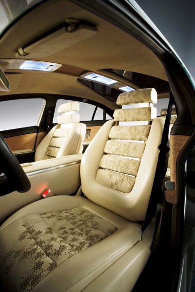 2008 Mercedes-Benz F700 61