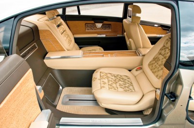 2008 Mercedes-Benz F700 64