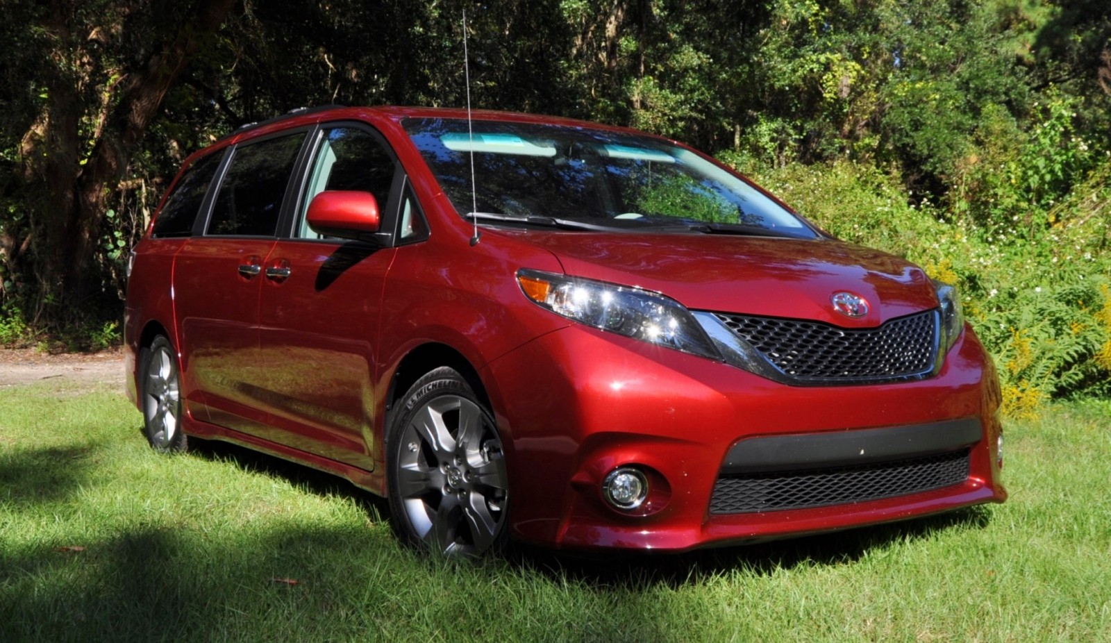 Toyota Sienna 2016 Tuning