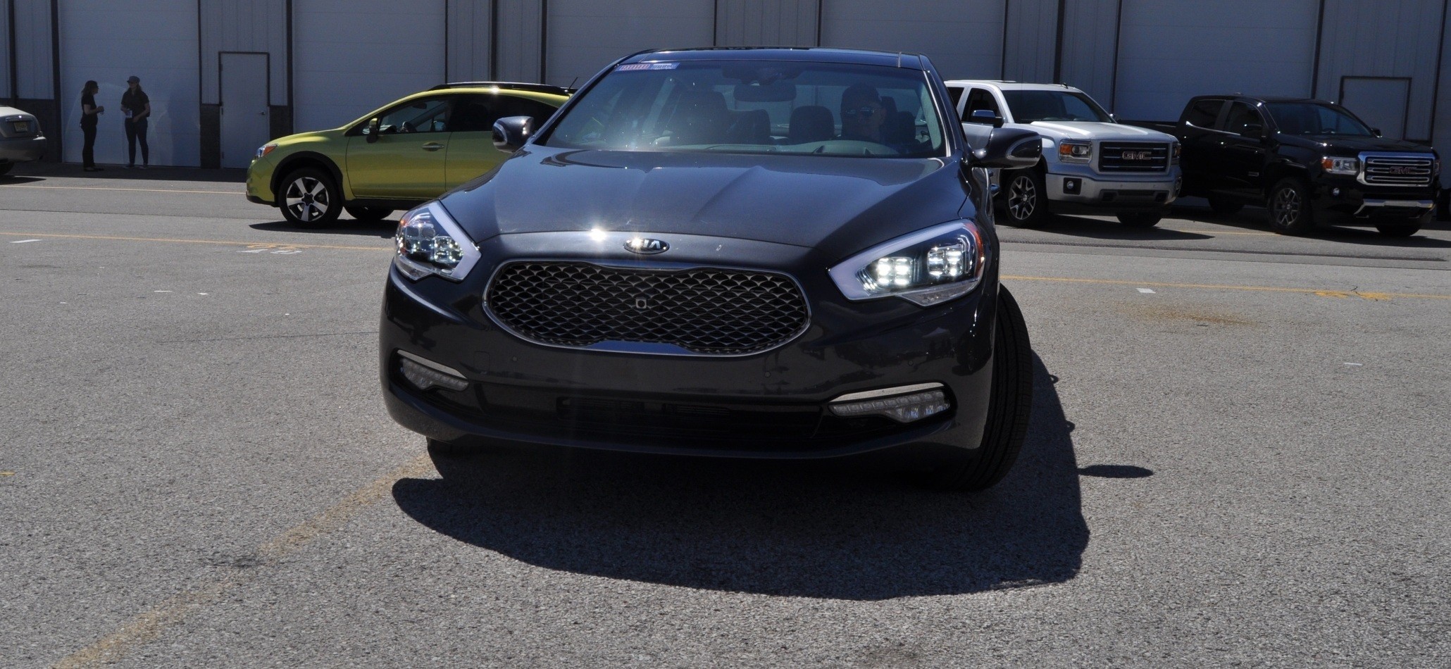 2015 Kia K900 LED Lighting Low, High and Brake Light Photos 22
