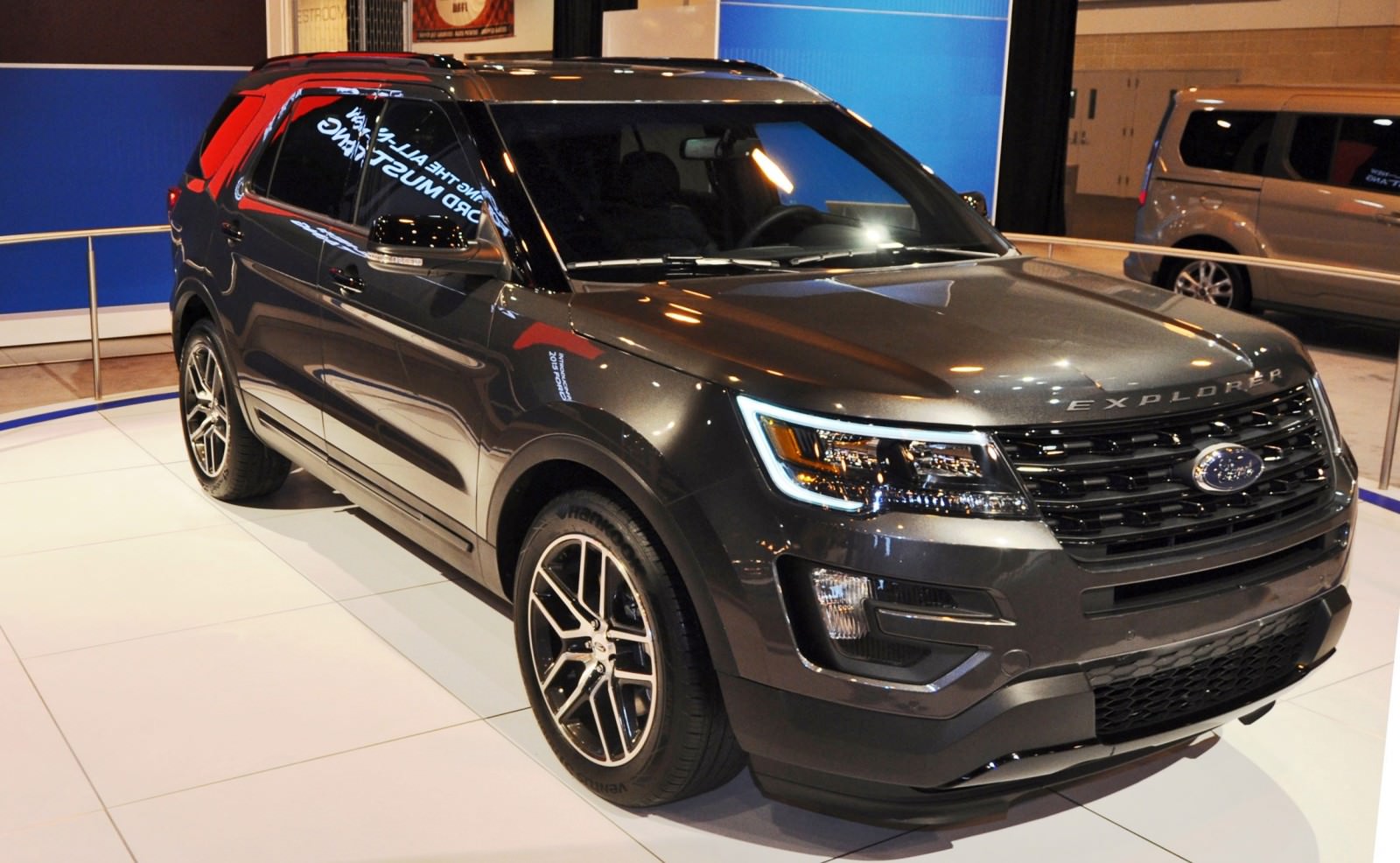 Ford Explorer Sport 2020