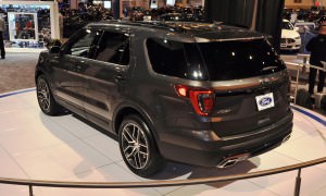 2016 Ford Explorer Sport 25