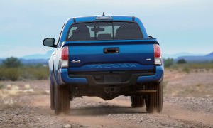 2016 Toyota Tacoma Limited 15