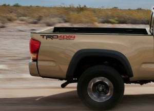 2016 Toyota Tacoma TRD Off-Road 10