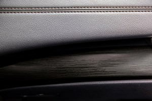 2015CAS_2016_Toyota_Avalon_017