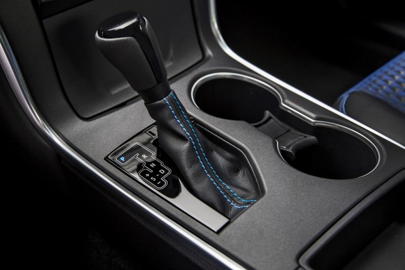 2015_CAS_2016_Camry_Special_006 copy