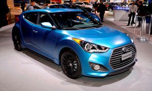 2016 Hyundai Veloster RALLY Edition 1