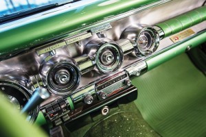 1958 Pontiac Bonneville Sport Coupe 18