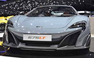 2015 McLaren 675LT 44