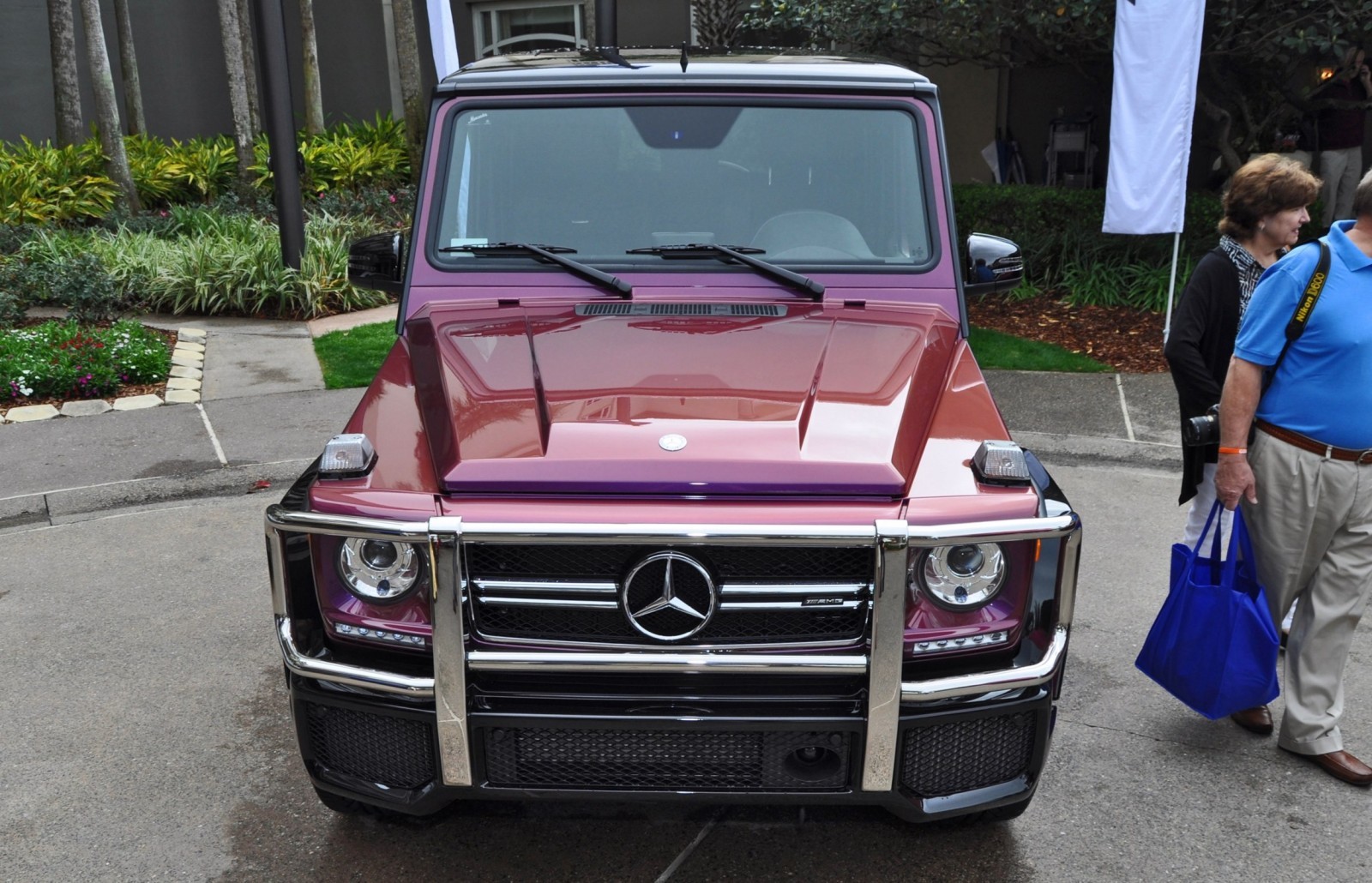 Mercedes g63 AMG розовый