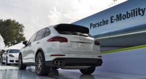 2015 Porsche Cayenne S E-Hybrid 49