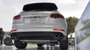 2015 Porsche Cayenne S E-Hybrid 59
