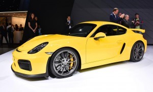 2015 Porsche Cayman GT4 2
