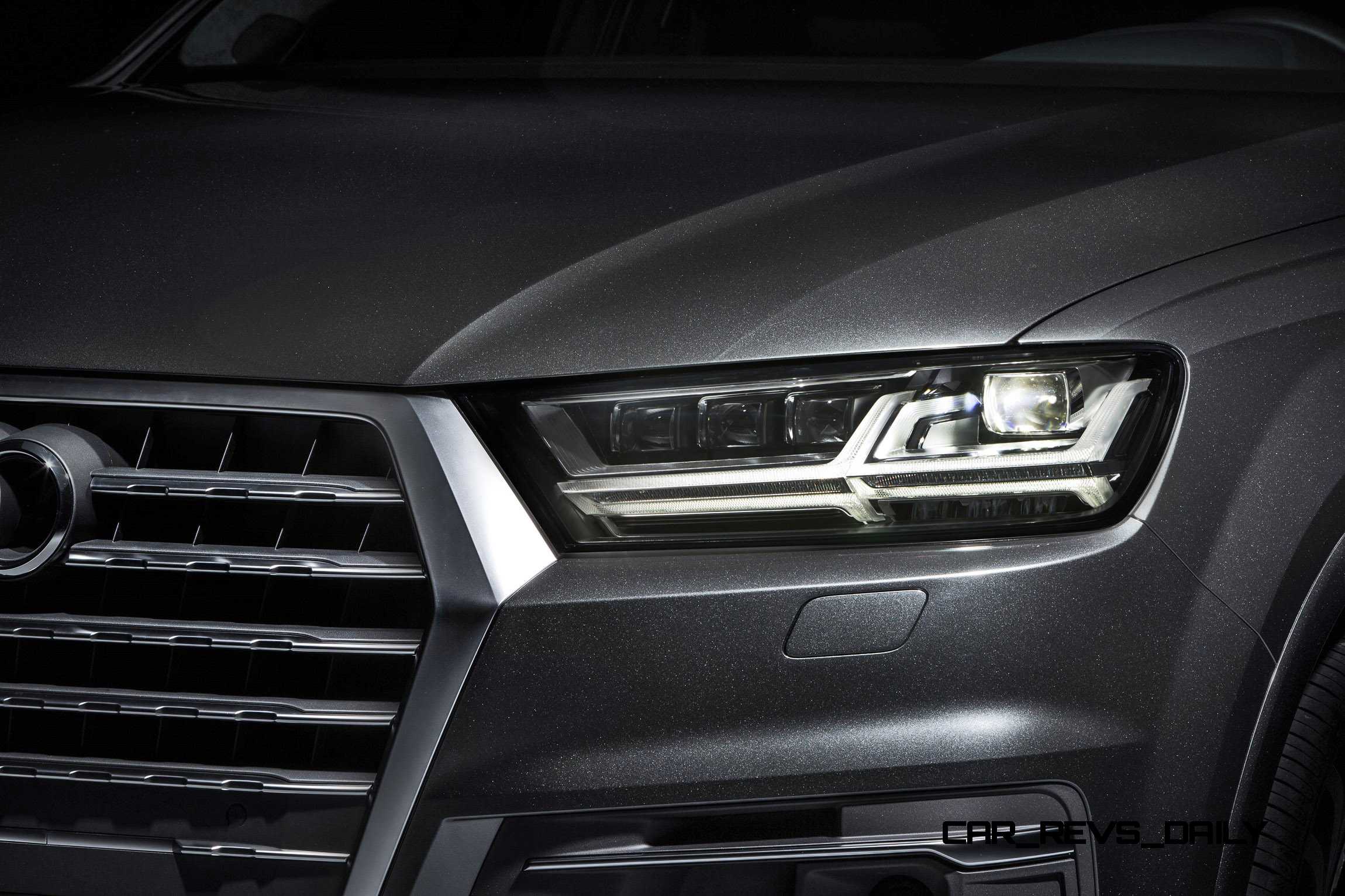 Фара audi. Матричные фары Audi q7 2016. Матричная фара Audi q7. Матричные фары Ауди q7. Фары Ауди q7 2020.