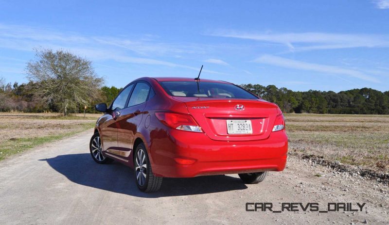 2015 Hyundai Accent GLS Sedan 29