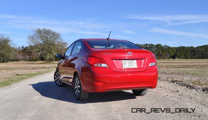 2015 Hyundai Accent GLS Sedan 30