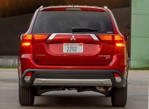 2016 Mitsubishi Outlander 17