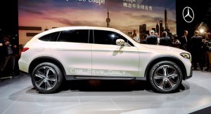 2017 Mercedes-Benz GLC 1
