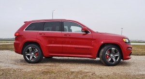 2015 Jeep Grand Cherokee SRT  29