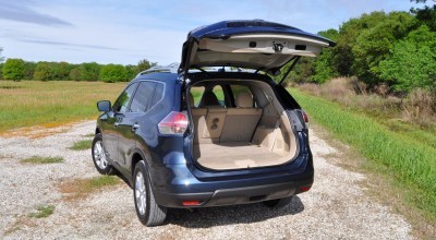 2015 Nissan Rogue SV 26