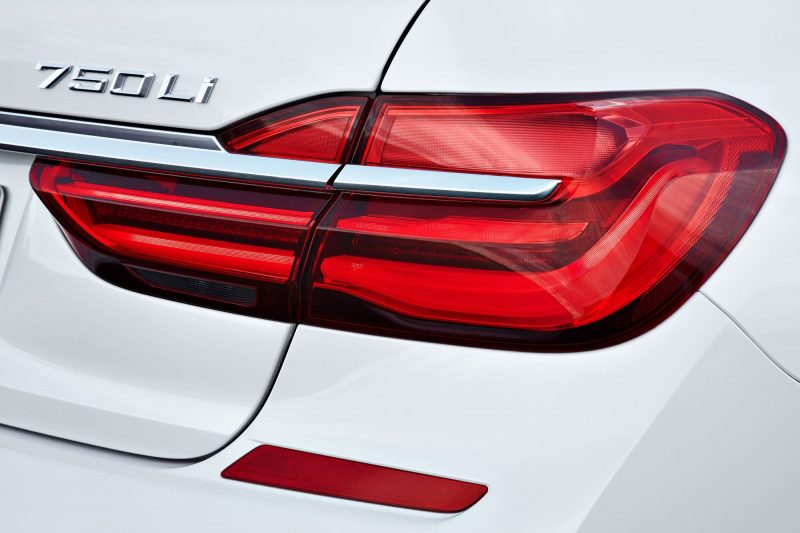 2016 BMW 750 Exterior Photos 45