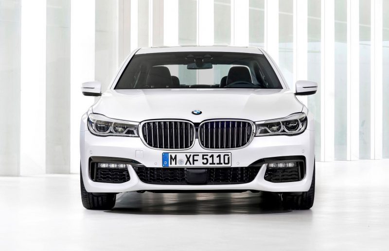 2016 BMW 750 Exterior Photos 46