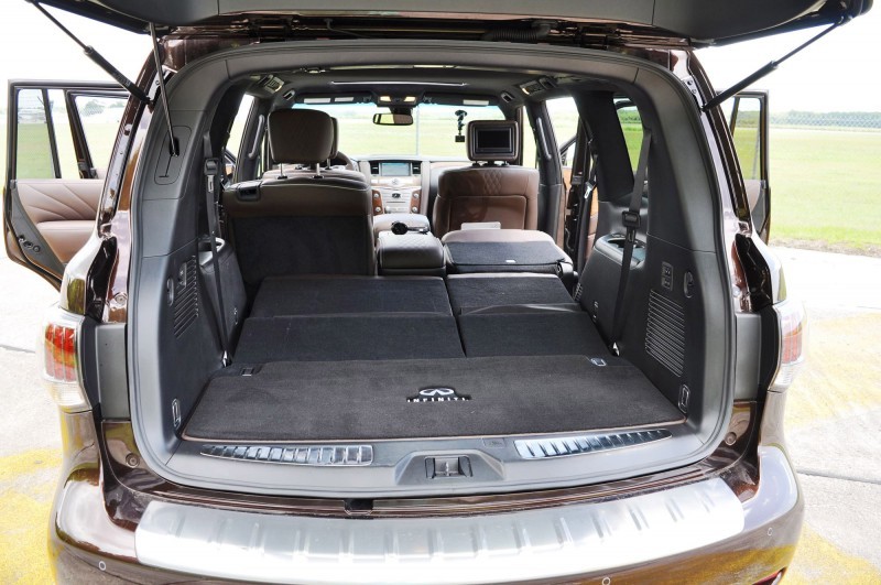 2015 INFINITI QX80 Limited AWD 62