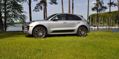 2015 Porsche Macan Turbo Review 65