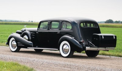 1937 Cadillac V16 Fleetwood Limousine 2