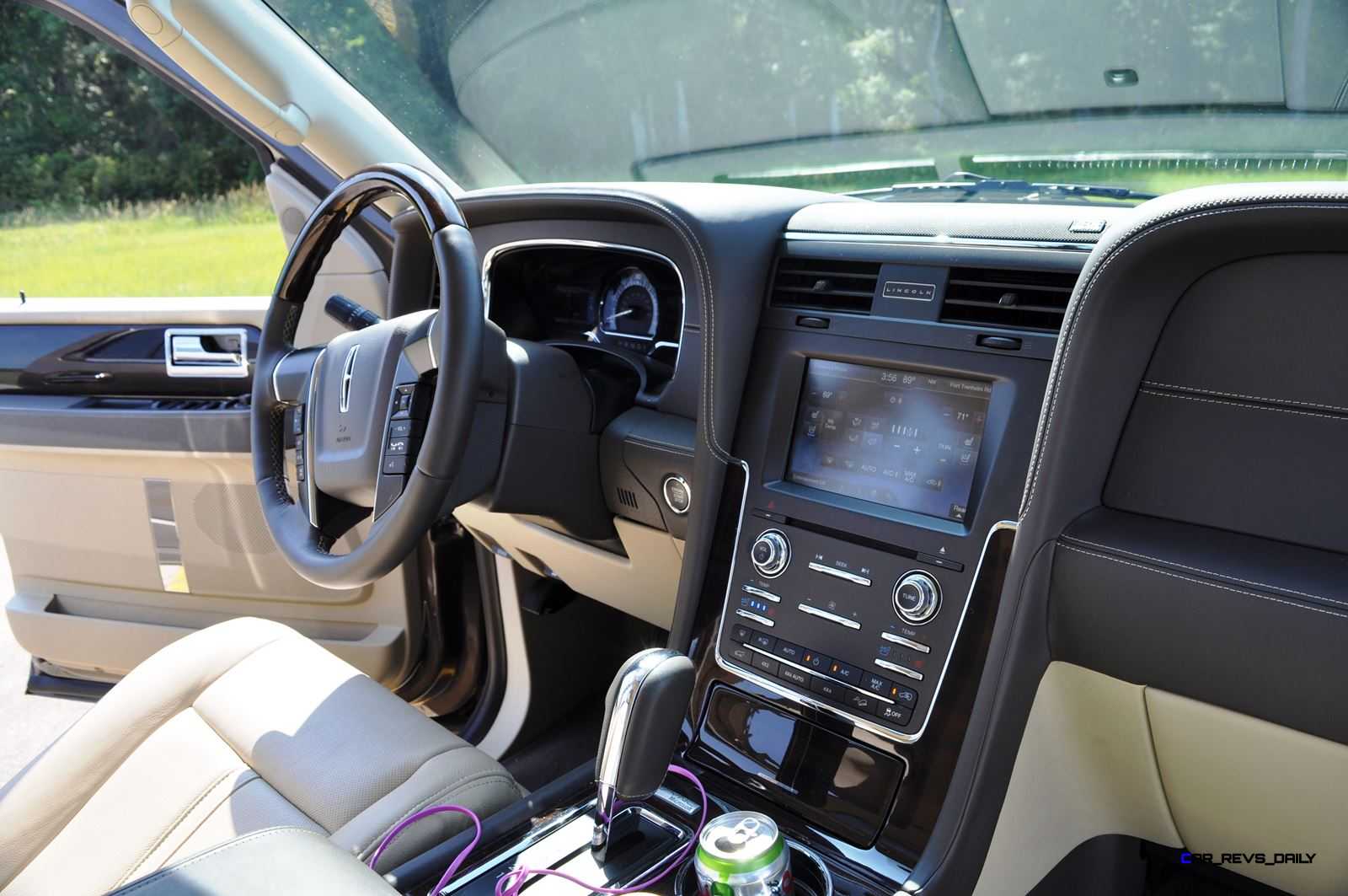 2015 Lincoln Navigator 4x4 Reserve Interior Photos 12