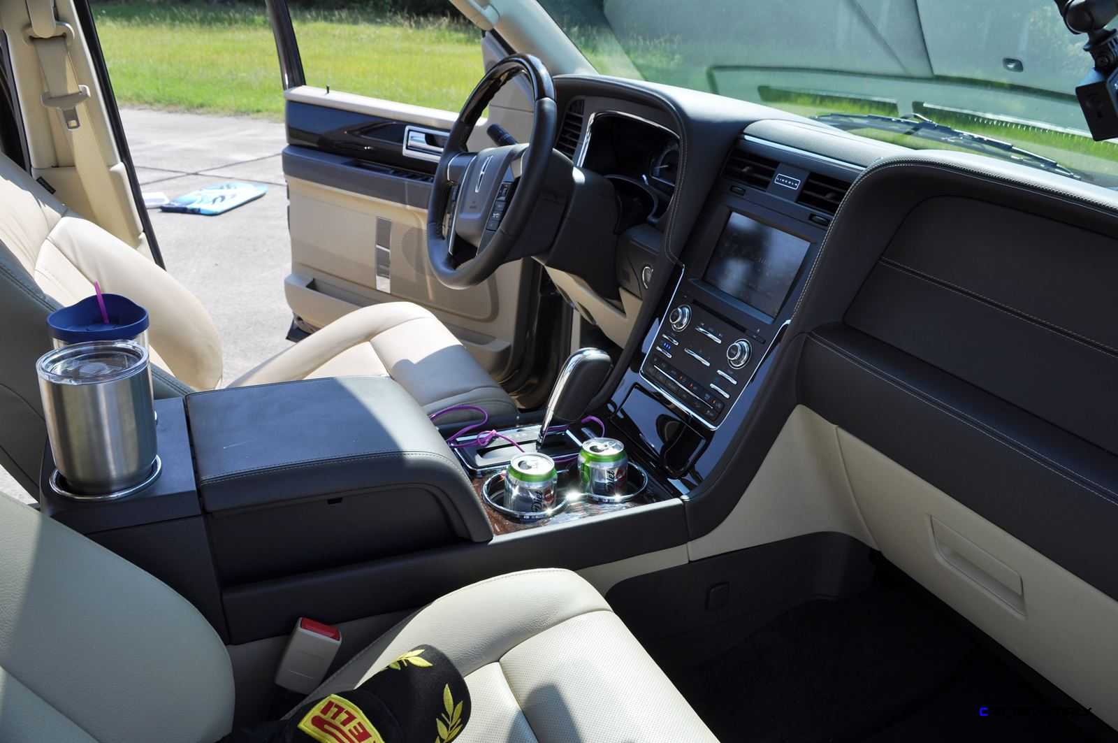 2015 Lincoln Navigator 4x4 Reserve Interior Photos 9