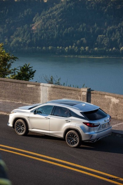 2016_Lexus_RX_350_F_SPORT_008_A91C6CB24EE649D9CFB479AAC9E52E193748A05A